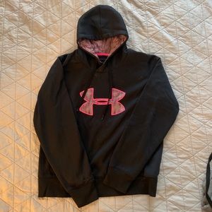 Women’s UNDERARMOUR hoodie